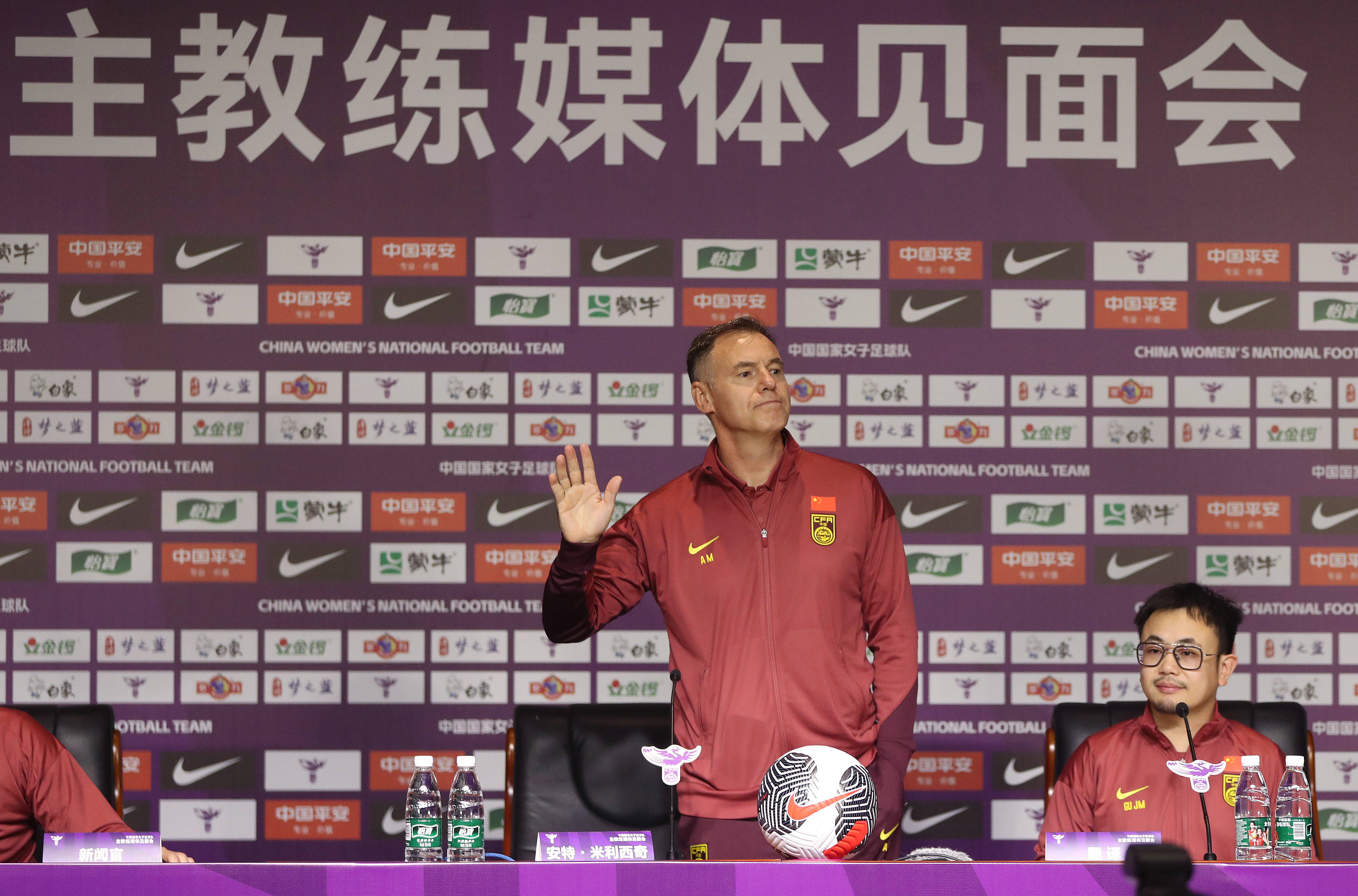 秘鲁女足队员进取心强，力保胜利成绩的简单介绍